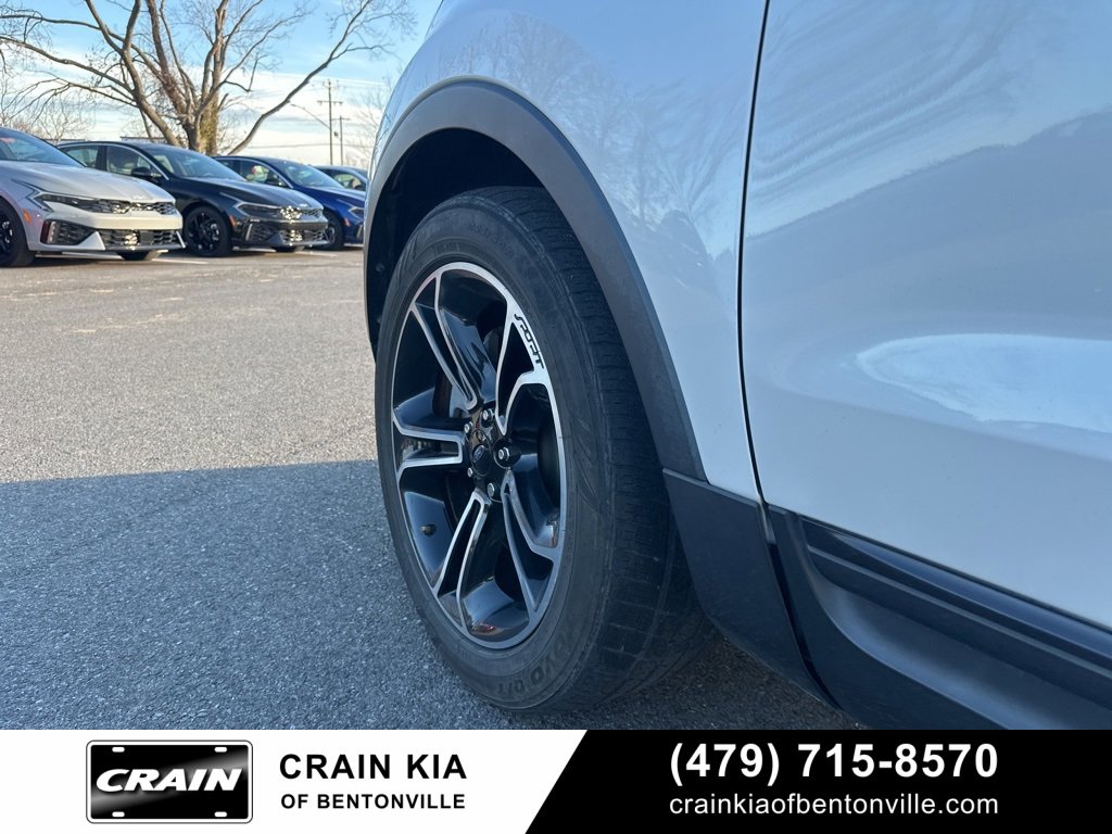 Used 2015 Ford Explorer Sport w/ Equipment Group 401A image 10