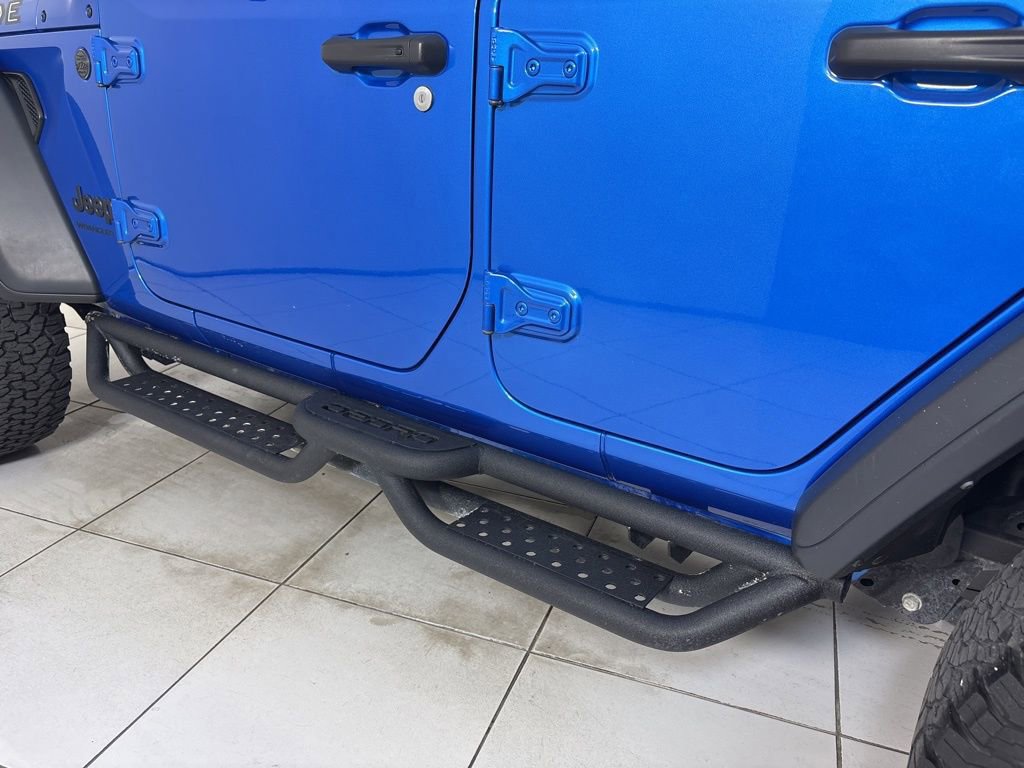 Used 2023 Jeep Wrangler Unlimited Sport image 18