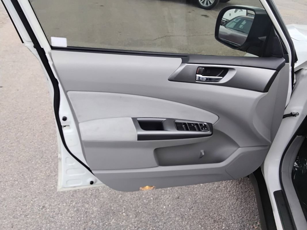 Used 2012 Subaru Forester 2.5X Touring w/ Rugged Pkg 1 image 9