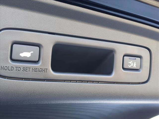 Certified 2025 Acura ADX A-Spec image 7