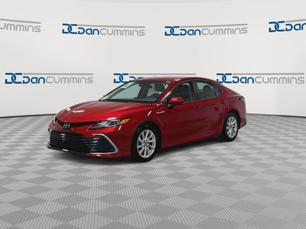 Used 2023 Toyota Camry LE FWD image 5