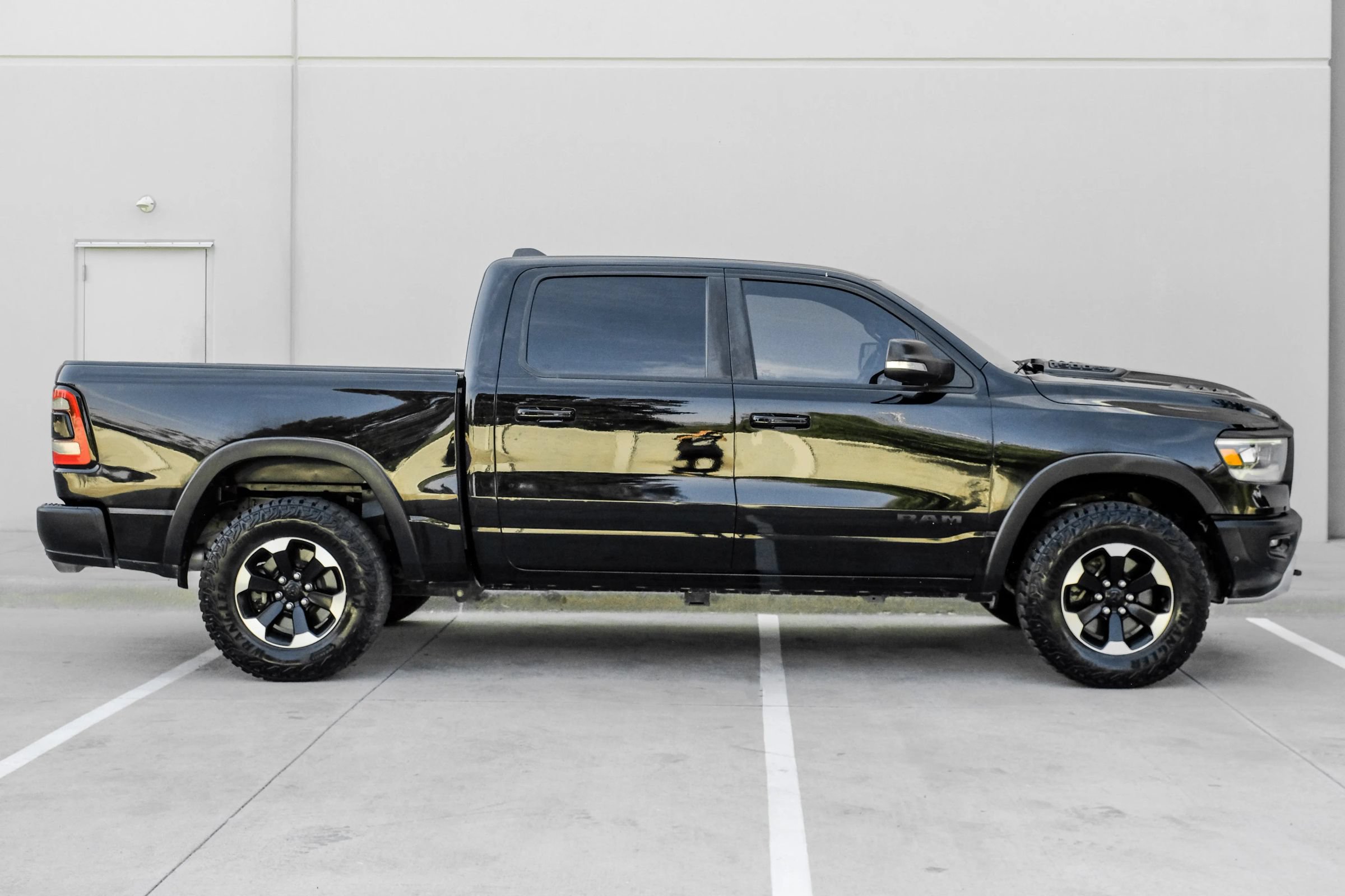 Used 2022 RAM 1500 Rebel w/ Rebel Level B Equipment Group AWD/4WD image 9