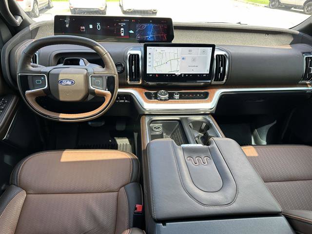 Used 2025 Ford Expedition Max King Ranch AWD/4WD image 12