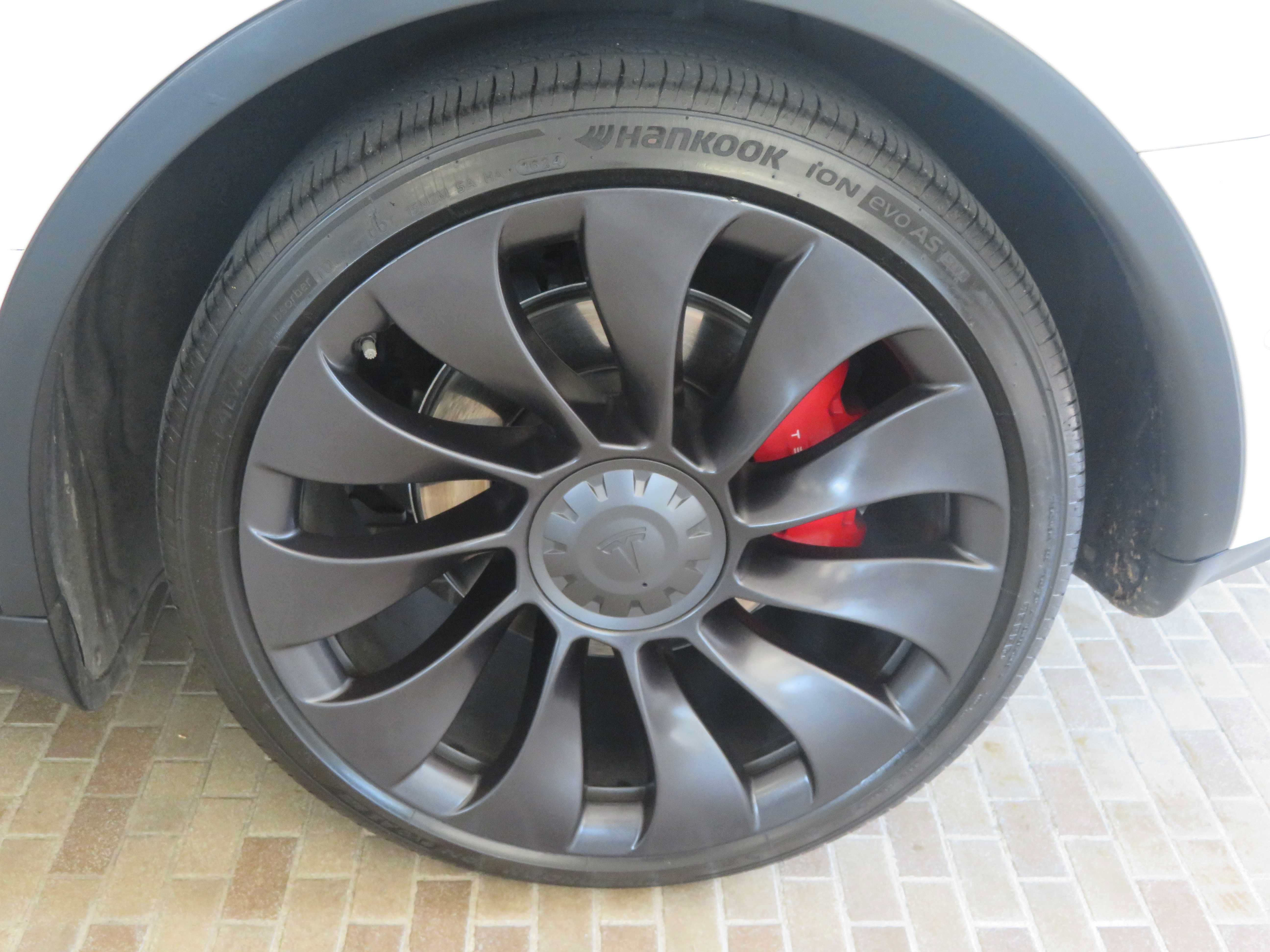 Used 2022 Tesla Model Y Performance AWD/4WD image 8