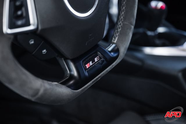 Used 2020 Chevrolet Camaro SS RWD image 29