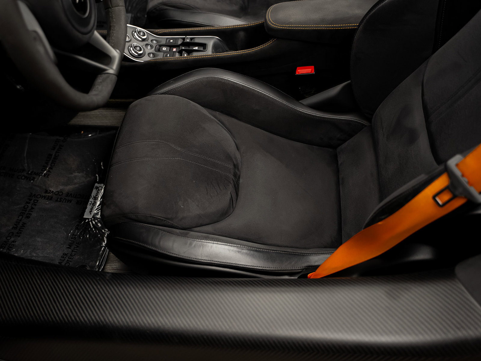 Used 2020 McLaren 600LT Spider RWD image 35