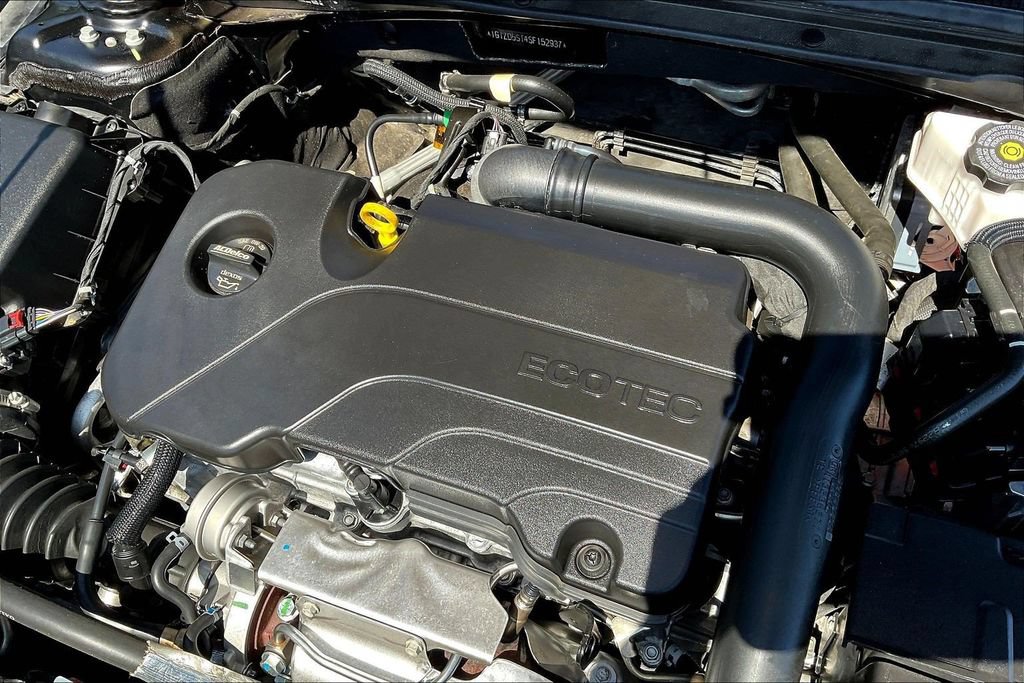 Used 2025 Chevrolet Malibu LT FWD image 34