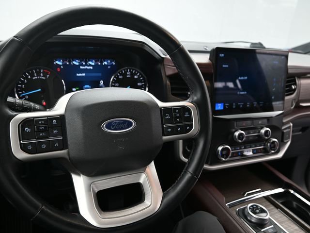 Used 2022 Ford Expedition Limited image 14