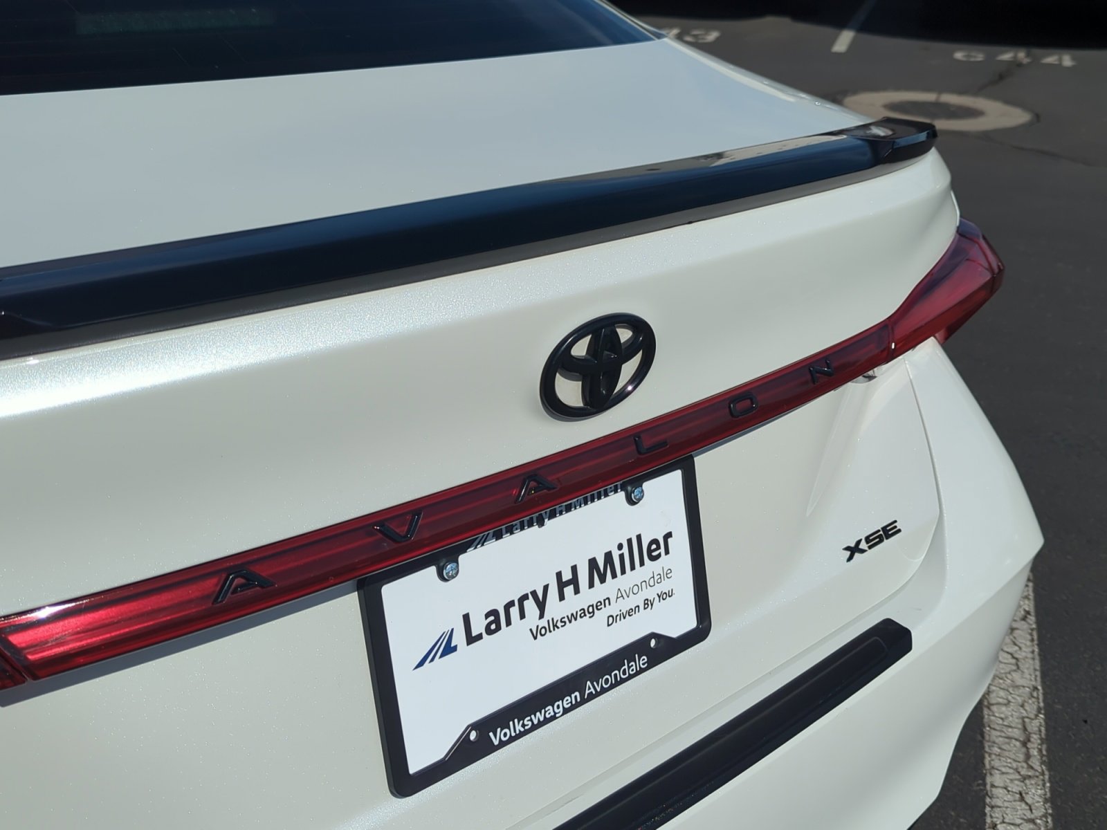 Used 2021 Toyota Avalon XSE image 22