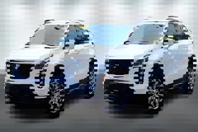 Used 2023 Cadillac XT4 Sport w/ Cold Weather Package image 12