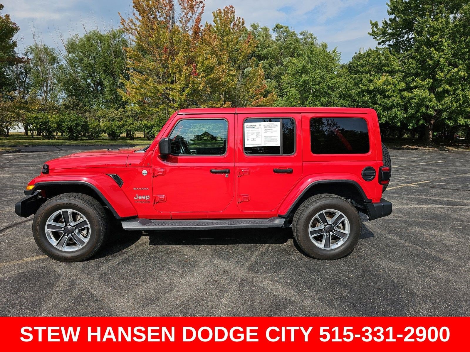 Used 2018 Jeep Wrangler Unlimited Sahara AWD/4WD image 1
