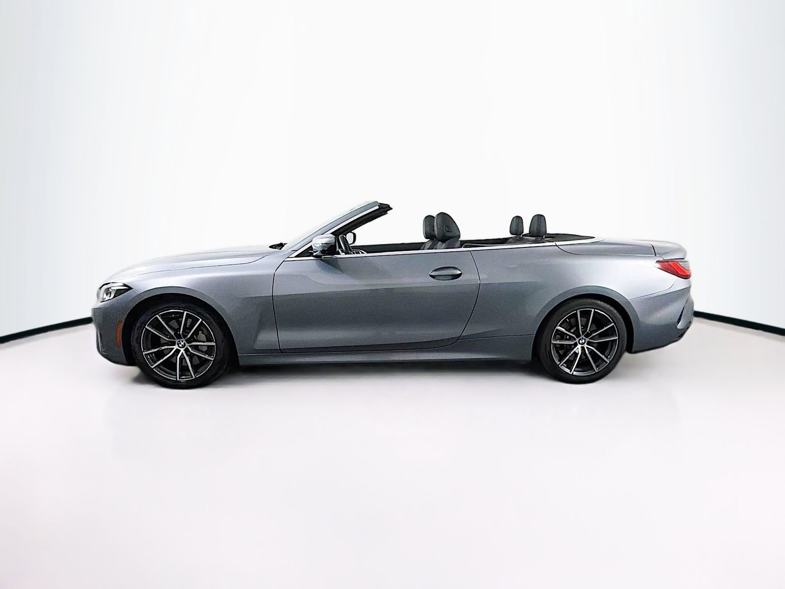Used 2025 BMW 430i Convertible image 7