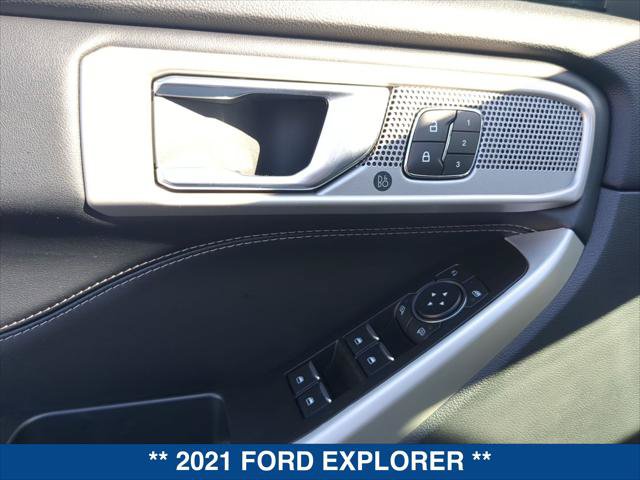 Certified 2021 Ford Explorer Limited AWD/4WD image 11