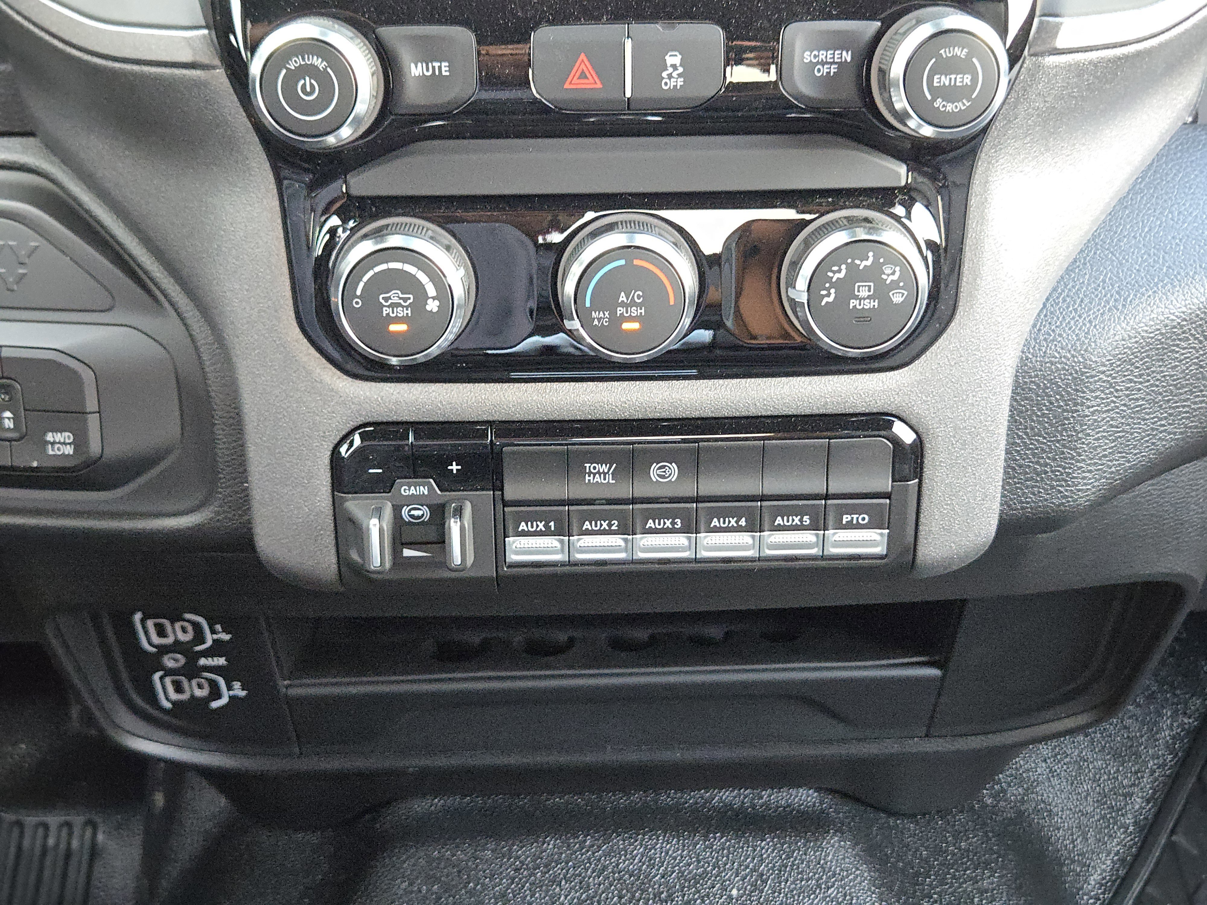 New 2026 RAM 5500 Tradesman image 14