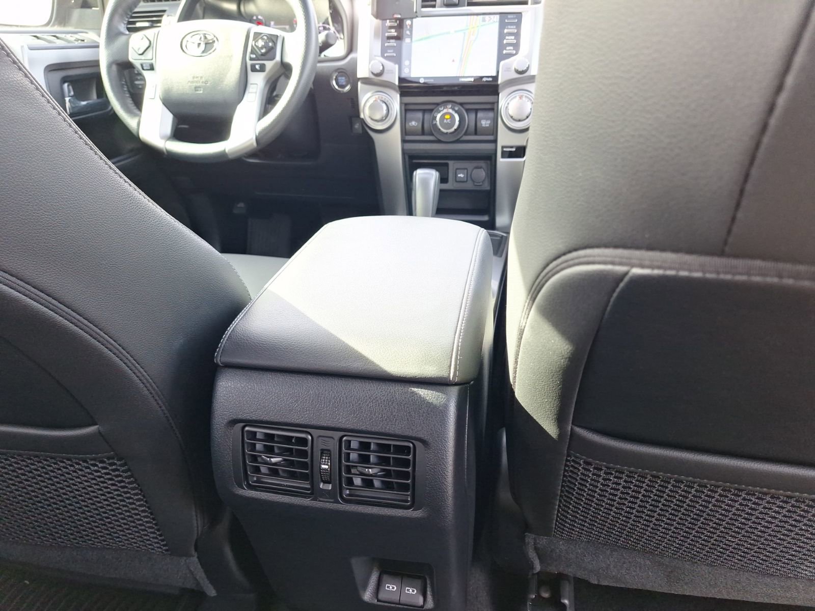 Used 2023 Toyota 4Runner SR5 Premium w/ Moonroof Package RWD image 32