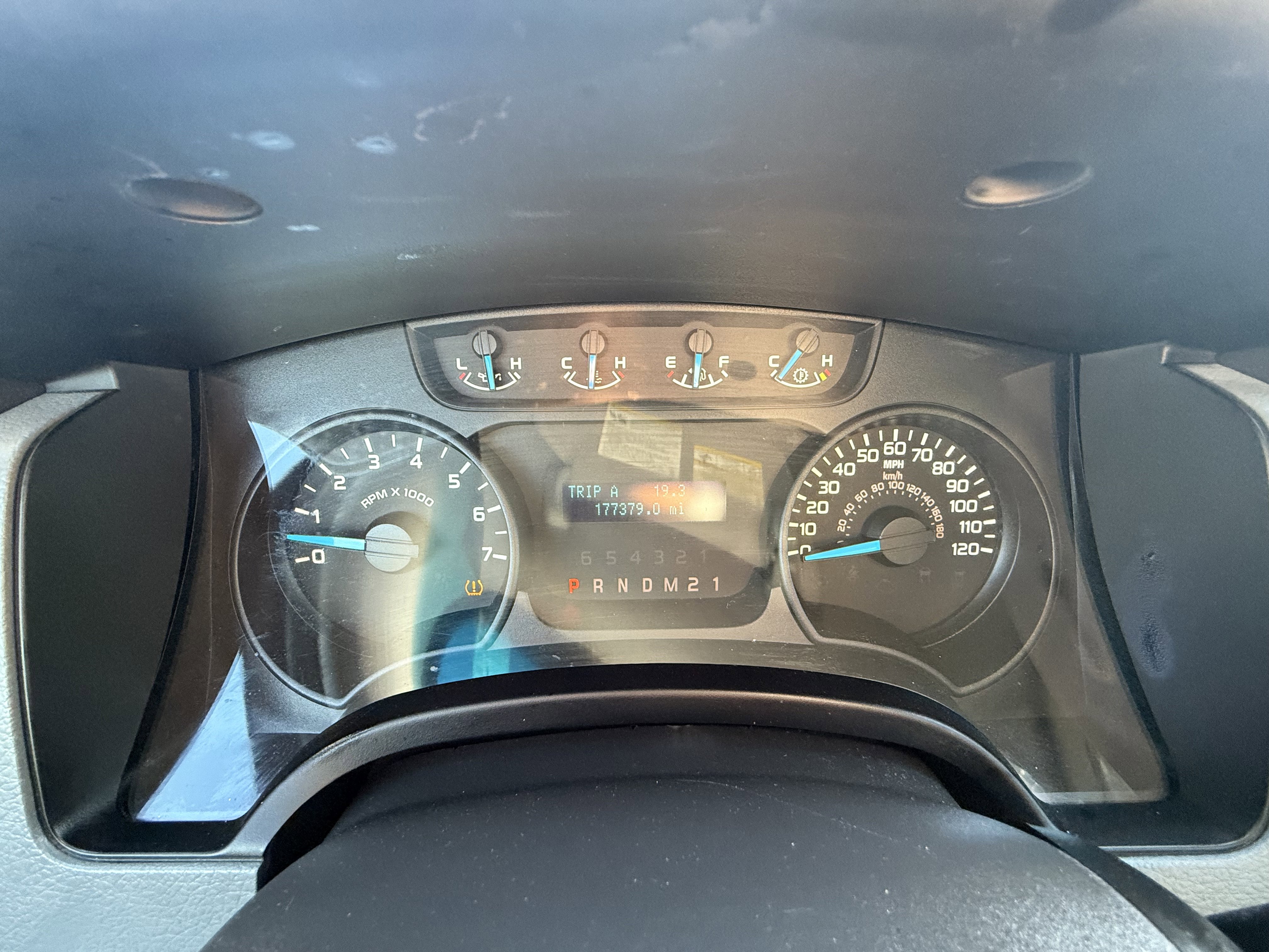Used 2014 Ford F150 STX w/ Equipment Group 201A Mid AWD/4WD image 18