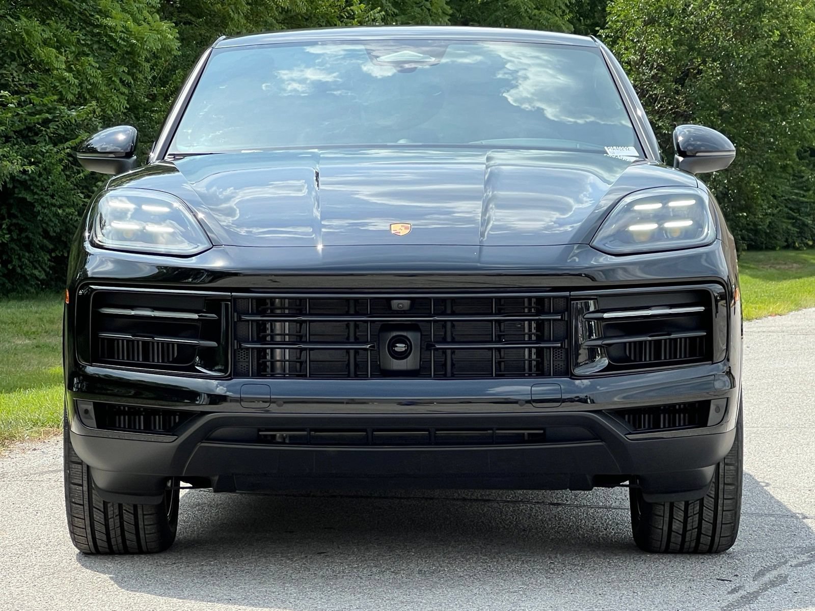 New 2026 Porsche Cayenne Coupe AWD/4WD image 7