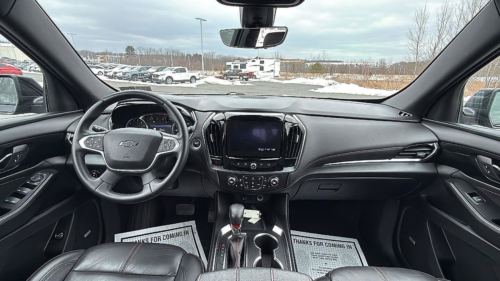 Used 2023 Chevrolet Traverse RS w/ LPO, Cargo Package AWD/4WD image 28