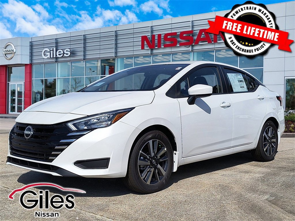 New 2025 Nissan Versa SV w/ Trunk Package