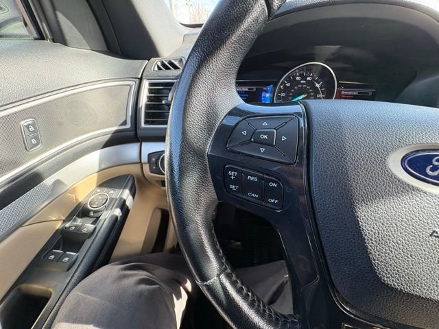 Used 2017 Ford Explorer XLT w/ Equipment Group 202A image 18