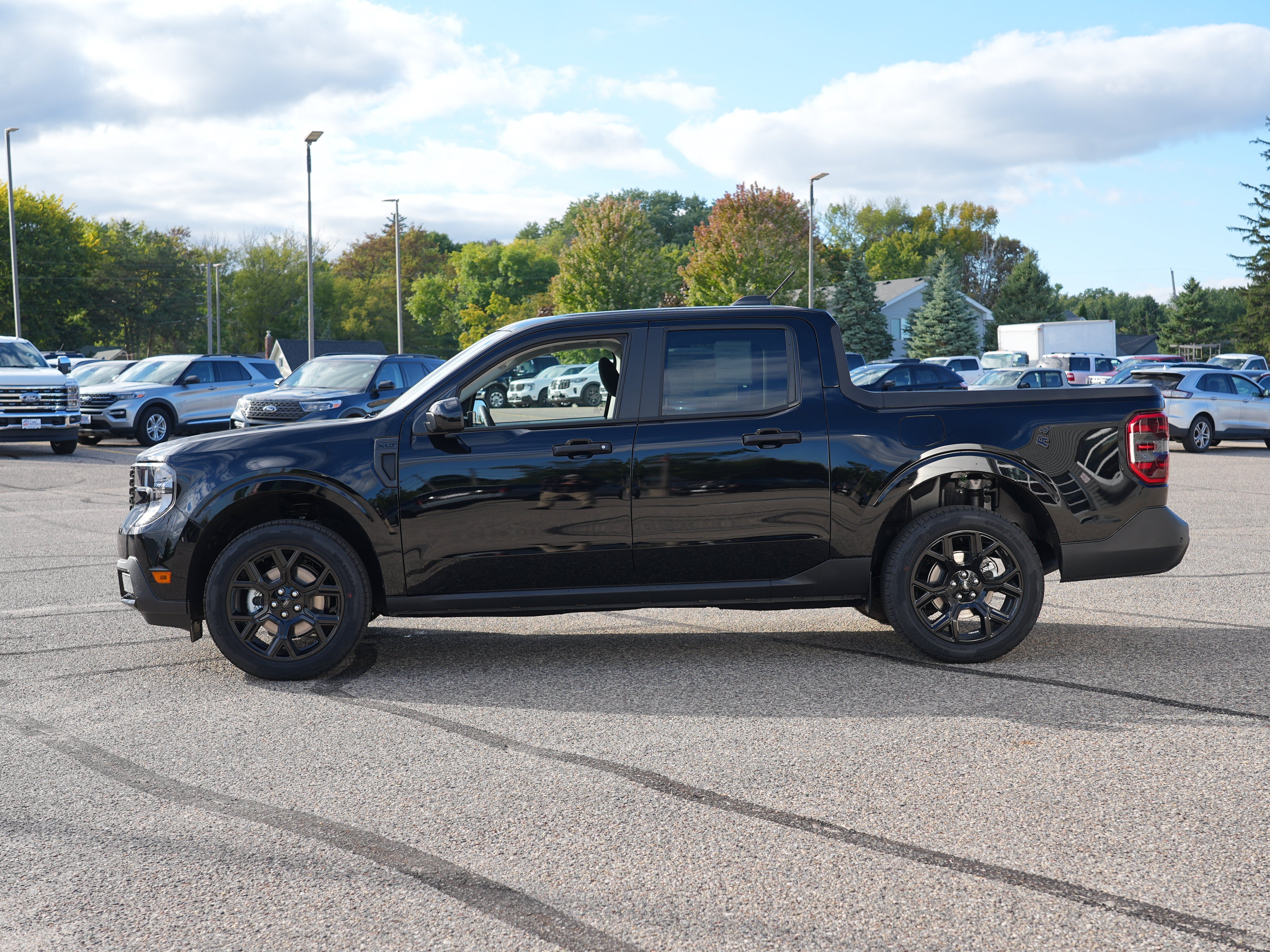 New 2026 Ford Maverick XLT w/ Equipment Group 301A AWD/4WD image 7