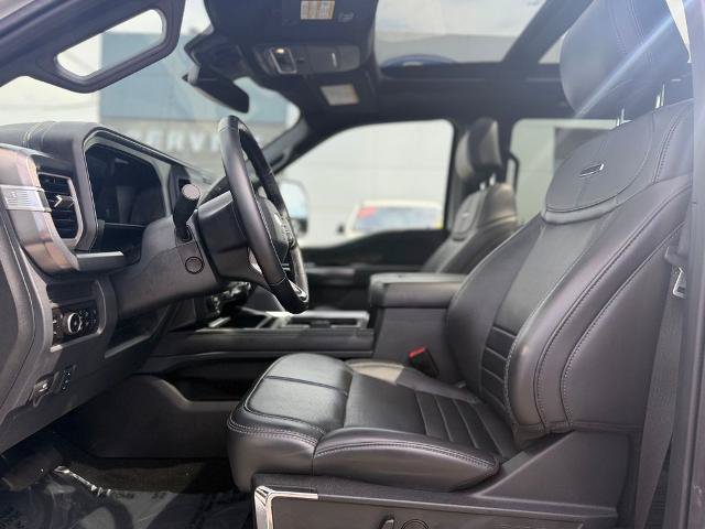 Certified 2025 Ford F450 Platinum w/ FX4 Off-Road Package AWD/4WD image 18