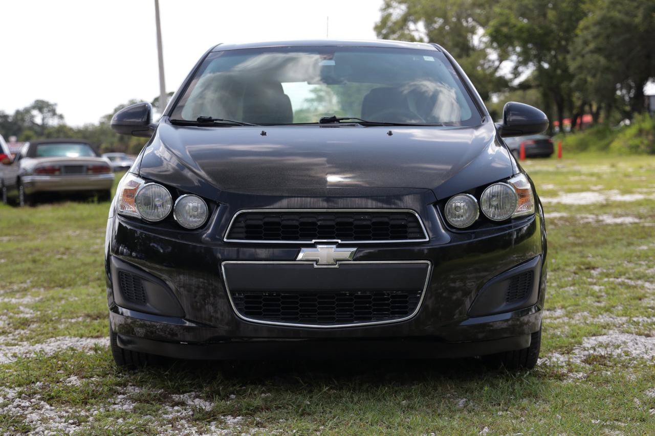 Used 2014 Chevrolet Sonic LT FWD image 17