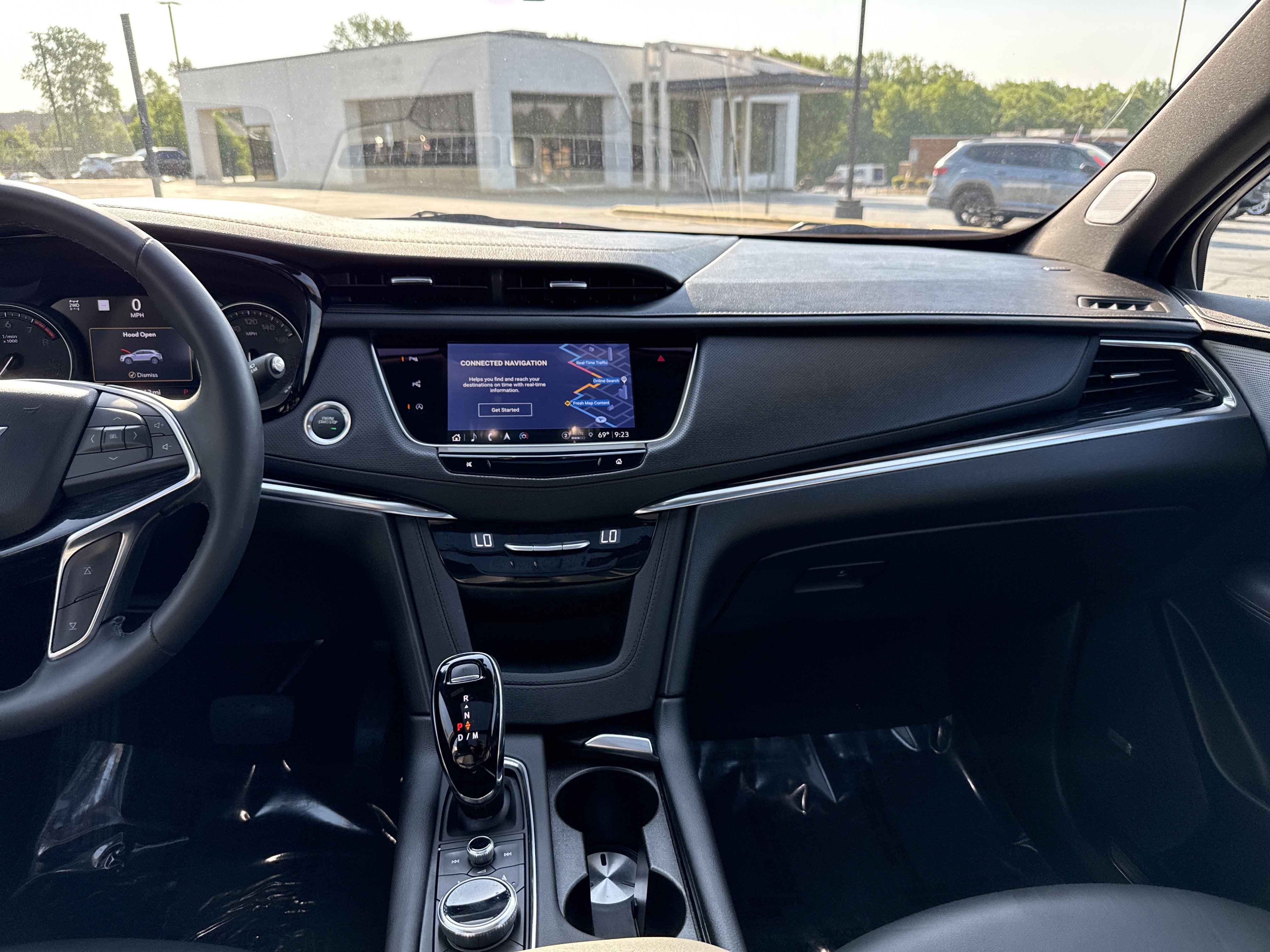 Used 2025 Cadillac XT5 Premium Luxury w/ Technology Package AWD/4WD image 30