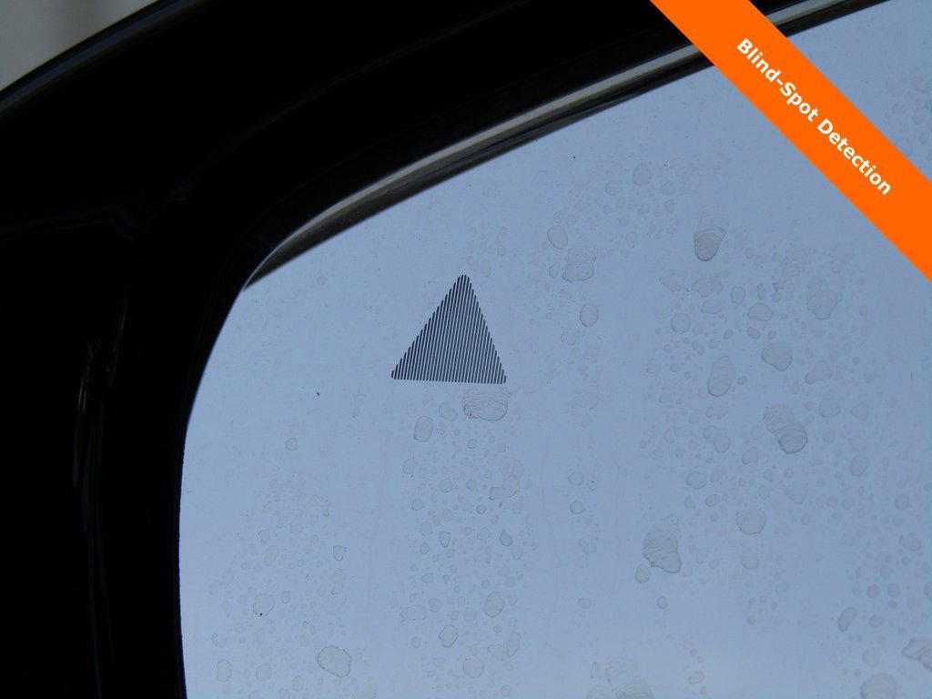 New 2026 Chrysler Pacifica Select image 8