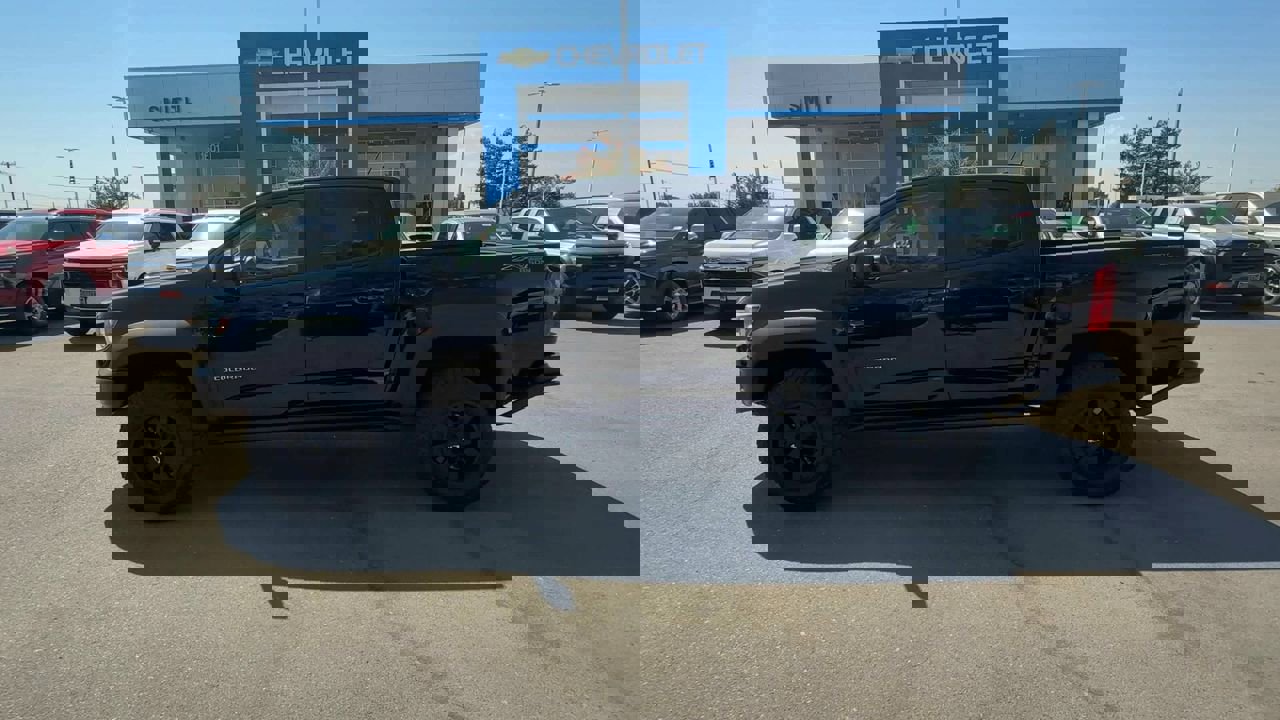 Used 2021 Chevrolet Colorado ZR2 w/ Colorado ZR2 Bison Edition image 4