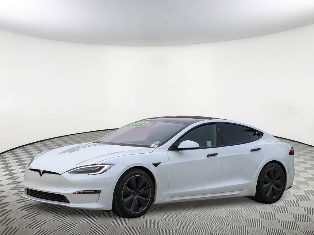 Used 2021 Tesla Model S Plaid image 3