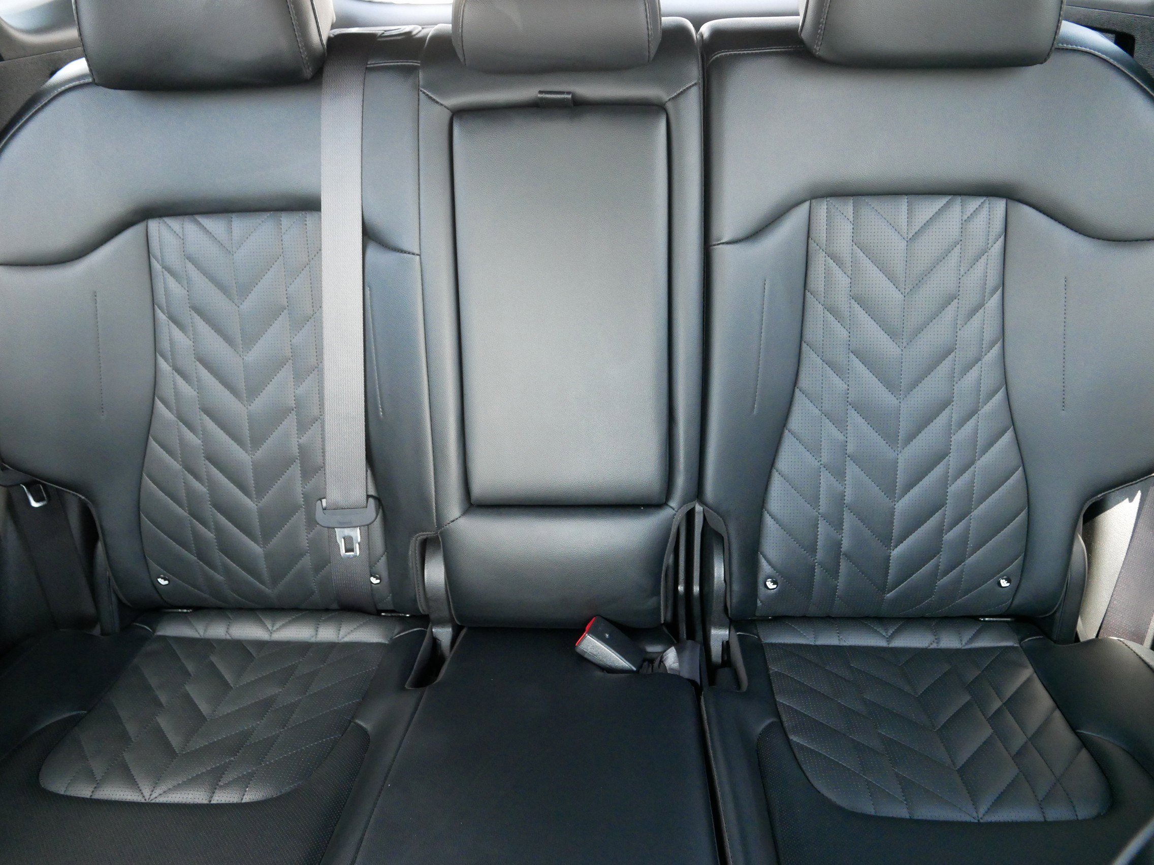 Certified 2023 Kia Sportage X-Line w/ X-Line Premium Package image 13