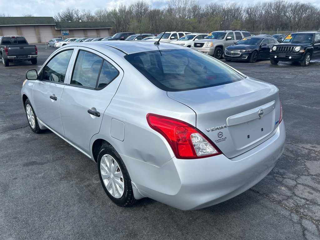Used 2012 Nissan Versa S w/ Cruise Control Pkg image 8