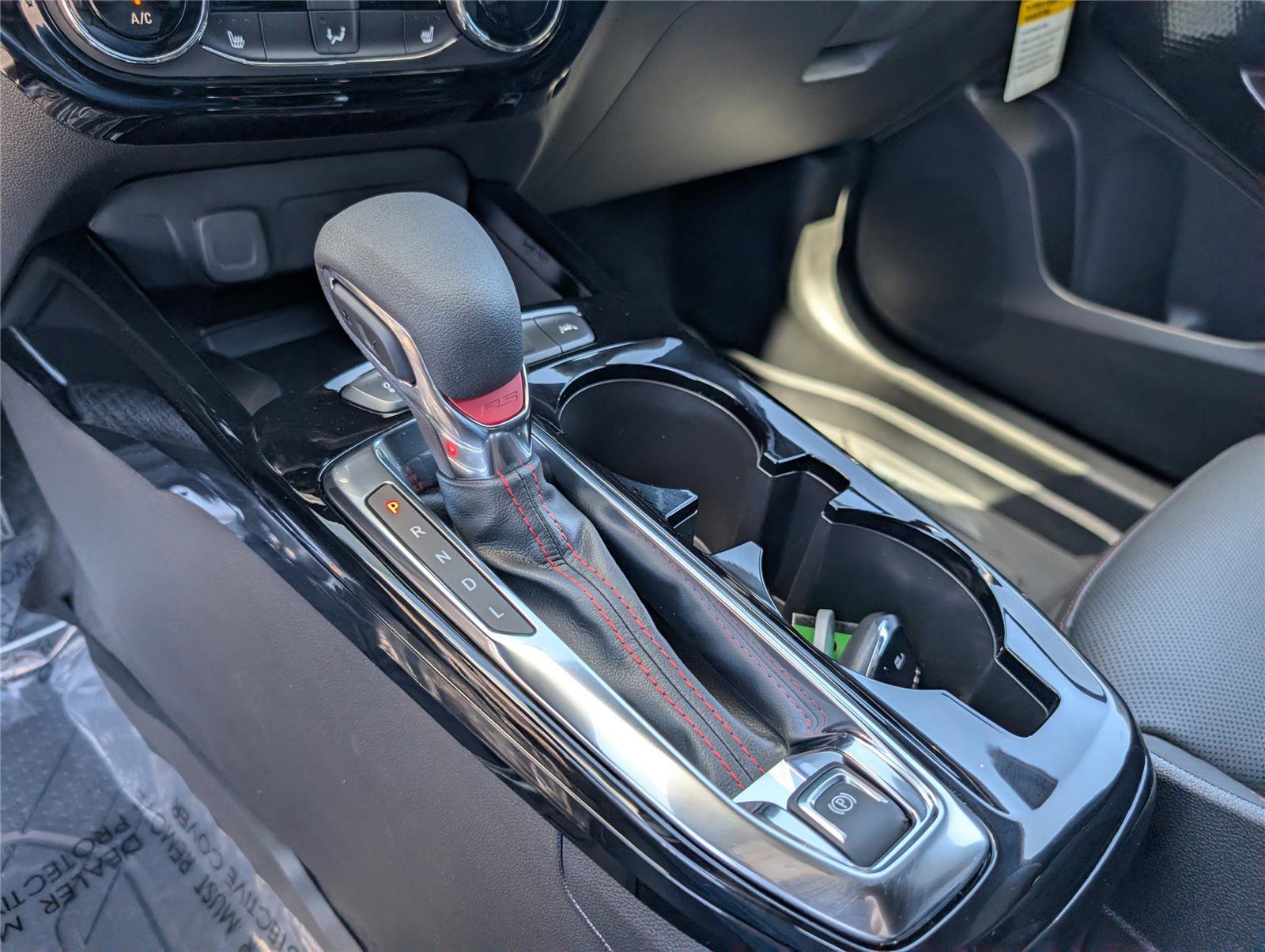 New 2026 Chevrolet Trax RS w/ Sunroof Package image 35