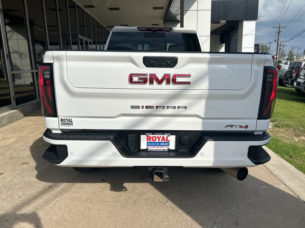 Used 2025 GMC Sierra 2500 AT4 w/ AT4 Premium Plus Package image 6