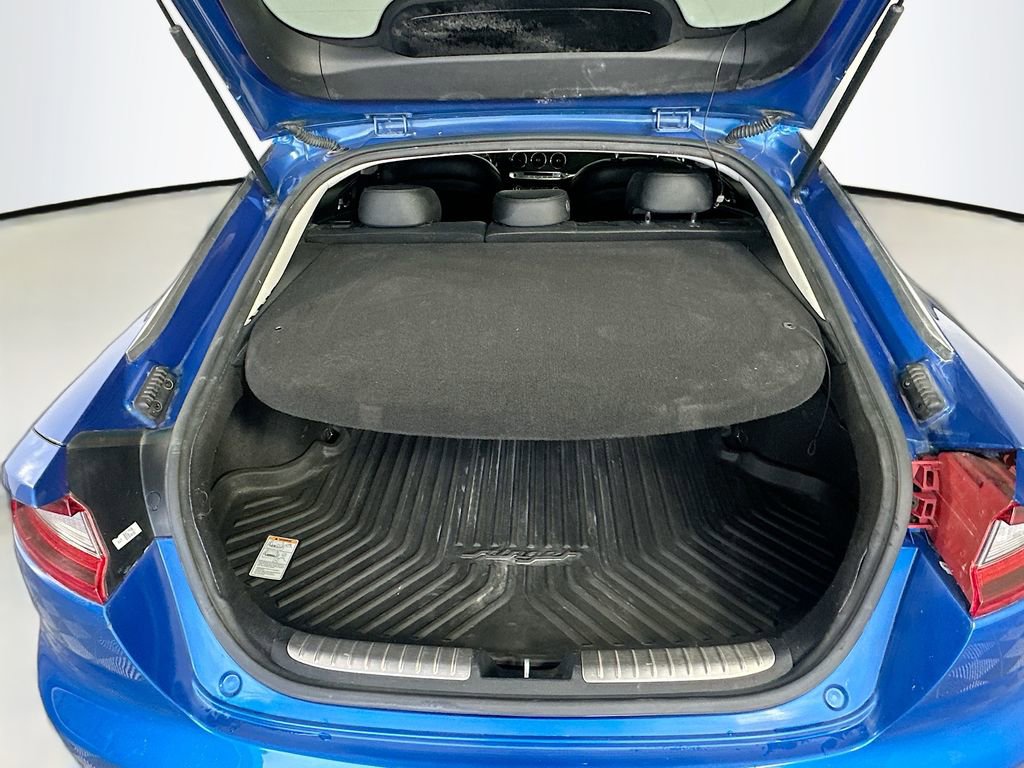 Used 2018 Kia Stinger Premium image 27