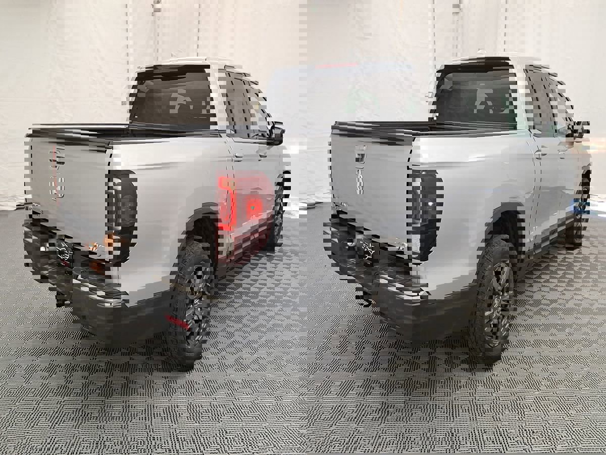 Used 2019 Honda Ridgeline Sport image 3