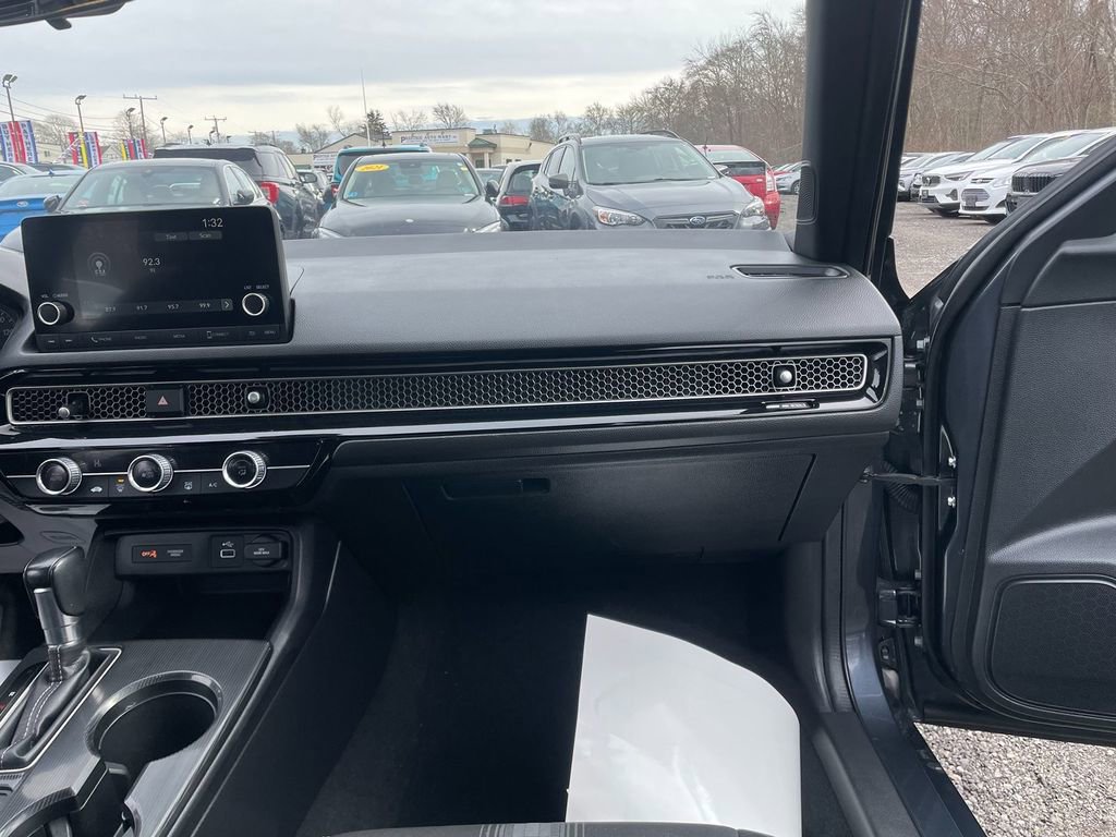 Used 2022 Honda Civic Sport image 26