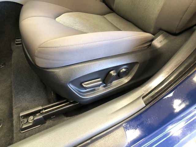 Used 2023 Toyota Camry LE FWD image 11