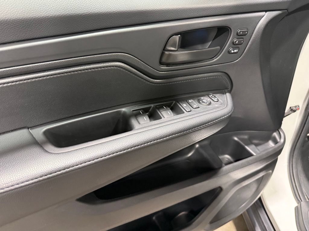 Used 2025 Honda Odyssey EX-L image 14
