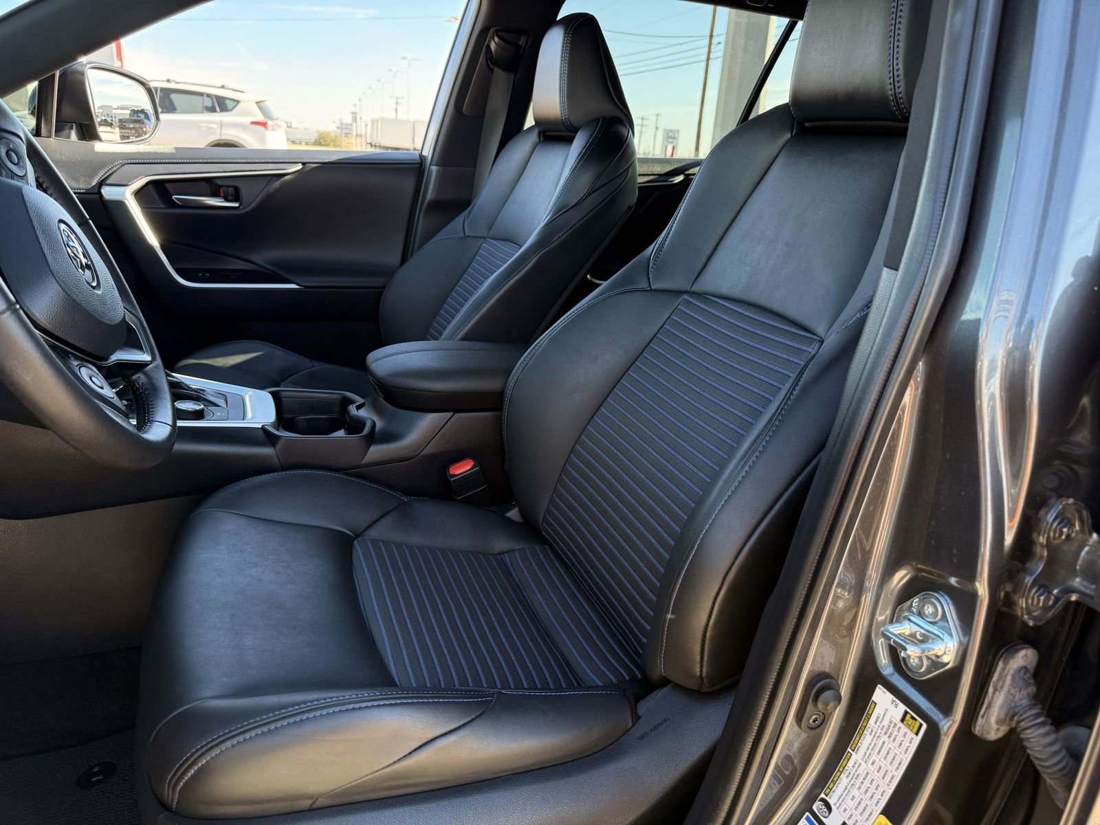 Used 2021 Toyota RAV4 XSE image 28