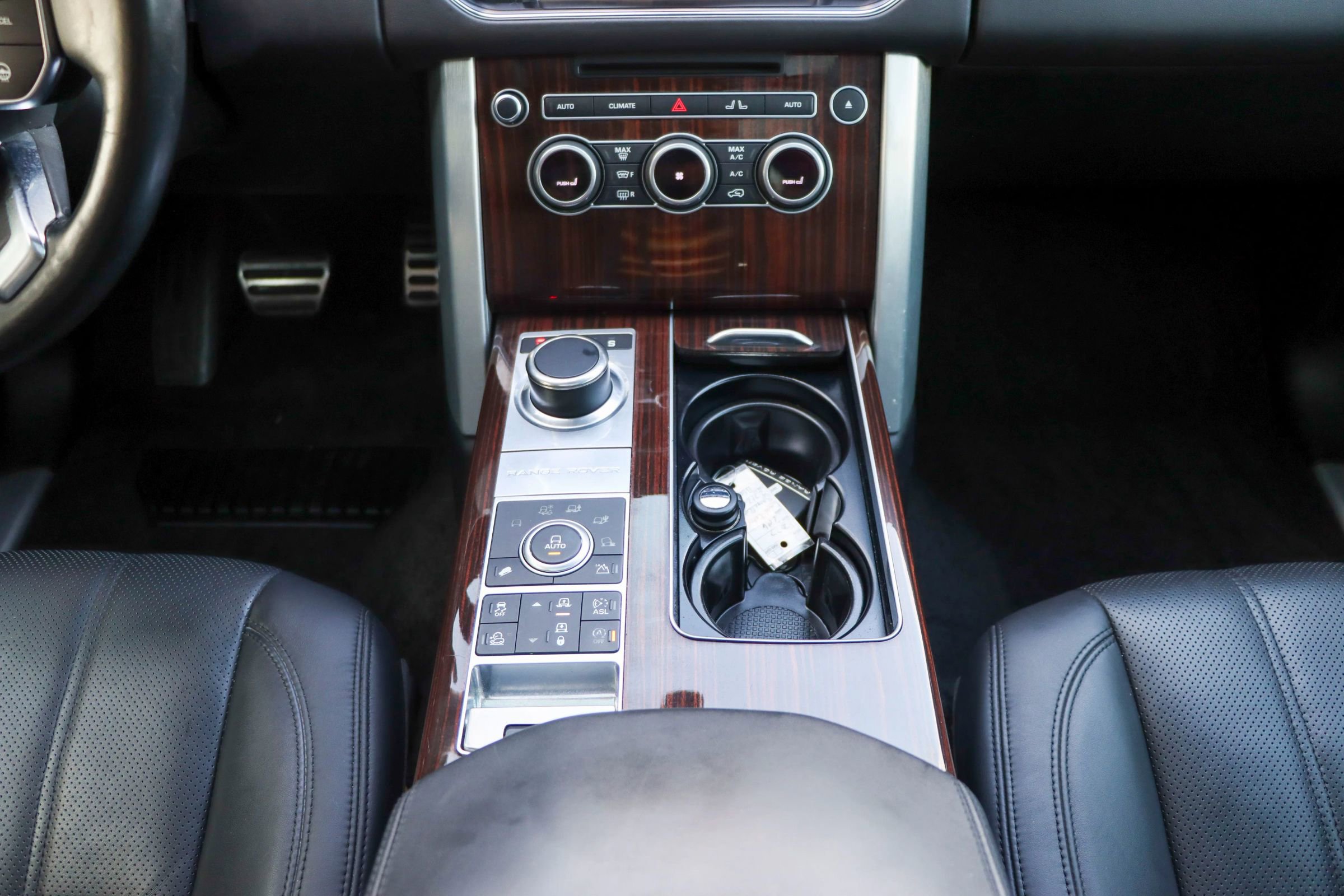 Used 2016 Land Rover Range Rover Supercharged image 27