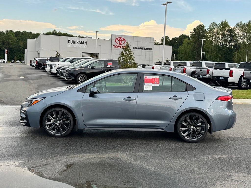 New 2026 Toyota Corolla SE FWD image 3