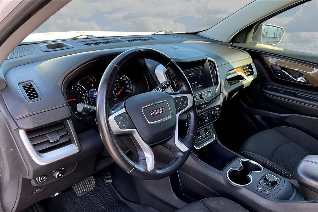 Used 2020 GMC Terrain SLE w/ Driver Convenience Package image 18
