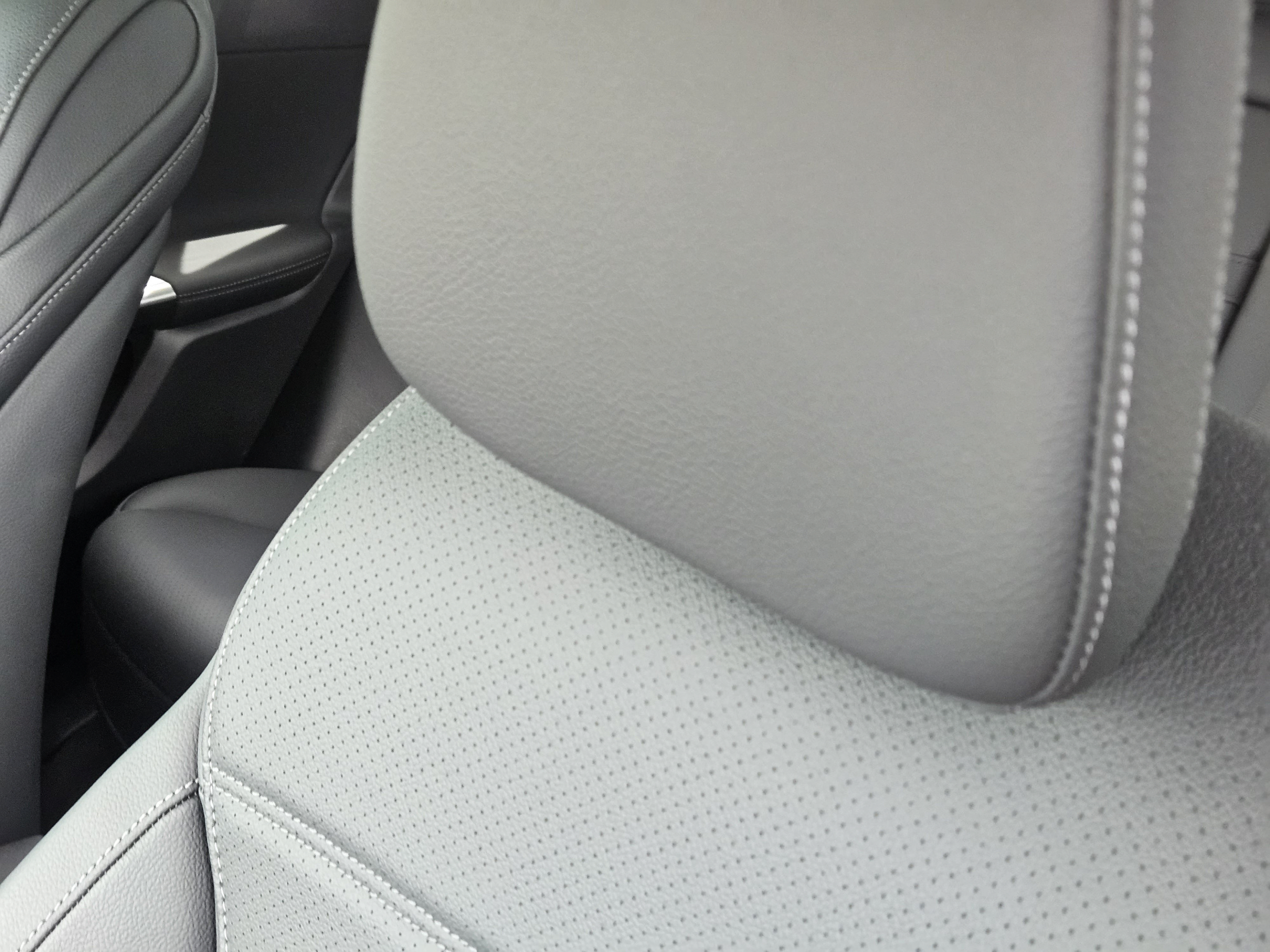 Certified 2026 Mercedes-Benz GLC 300 4MATIC image 7