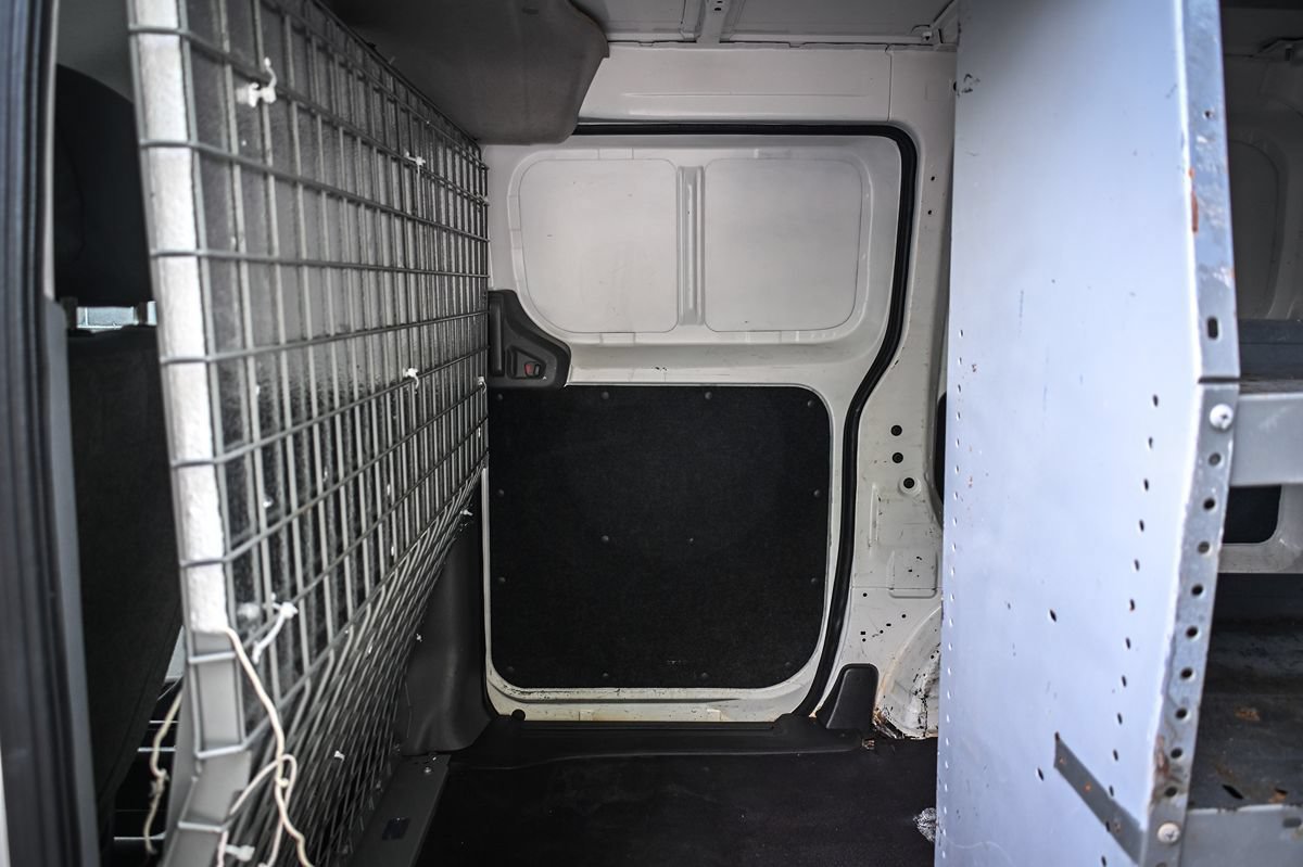 Used 2019 Nissan NV200 S FWD image 12