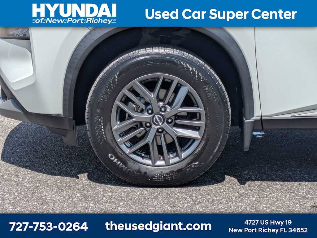 Used 2023 Nissan Rogue S FWD image 10
