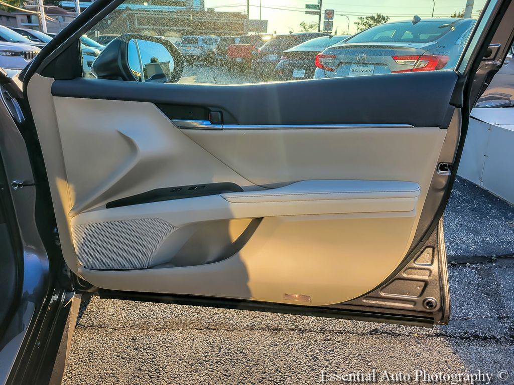 Used 2023 Toyota Camry XLE AWD/4WD image 24