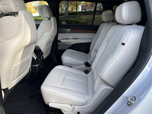 New 2026 Cadillac Vistiq Sport image 12