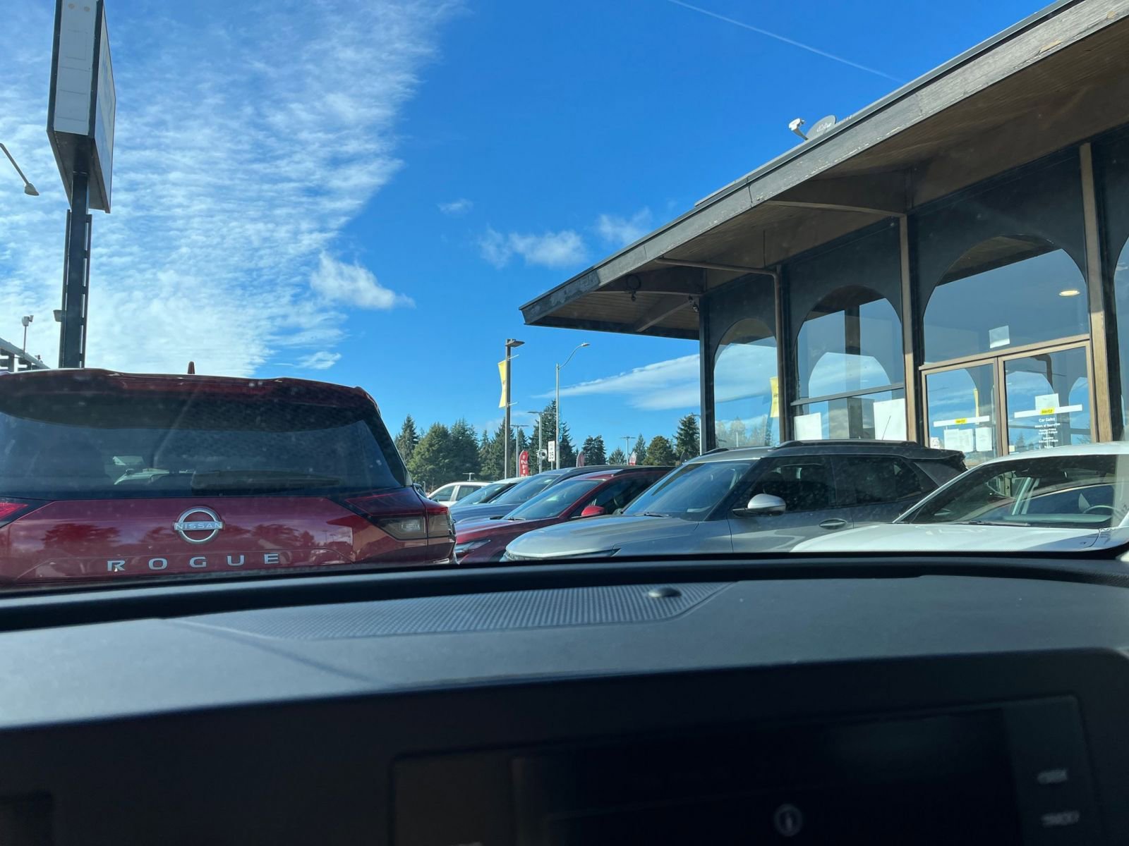 Used 2025 Kia Sportage LX image 17